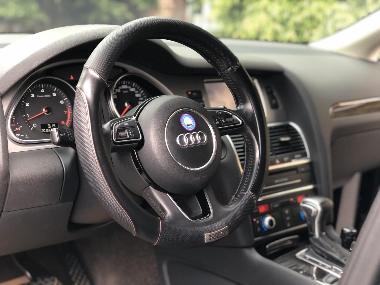 Cần bán Audi Q7 S-Line Turbo nhập khẩu mode 2015