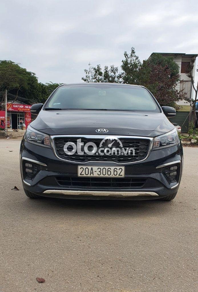 Kia Sedona   2.2 DATH 2019 - Cần bán xe Kia Sedona 2.2 DATH sản xuất năm 2019, màu đen, nhập khẩu, giá tốt