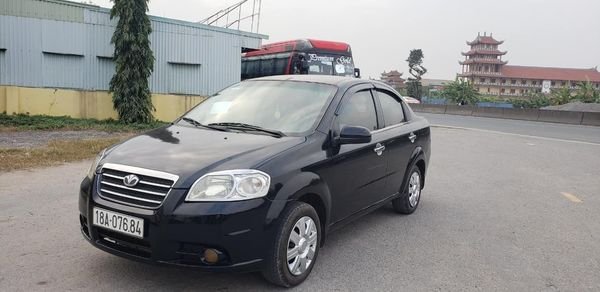 Daewoo Gentra 1.5MT 2010 - Cần bán Daewoo Gentra 1.5MT năm sản xuất 2010, màu đen xe gia đình