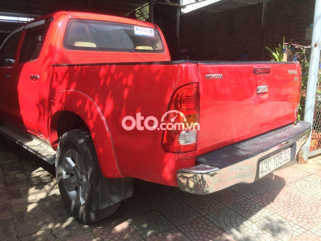 Toyota Hilux 3.0G 4x4 MT 2010 - Bán xe Toyota Hilux 3.0G 4x4 MT năm 2010, màu đỏ, nhập khẩu nguyên chiếc