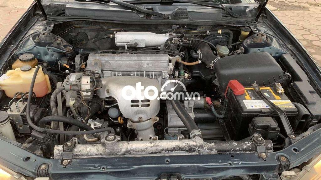 Toyota Camry GLi 2001 - Bán xe Toyota Camry GLi năm sản xuất 2001 xe gia đình