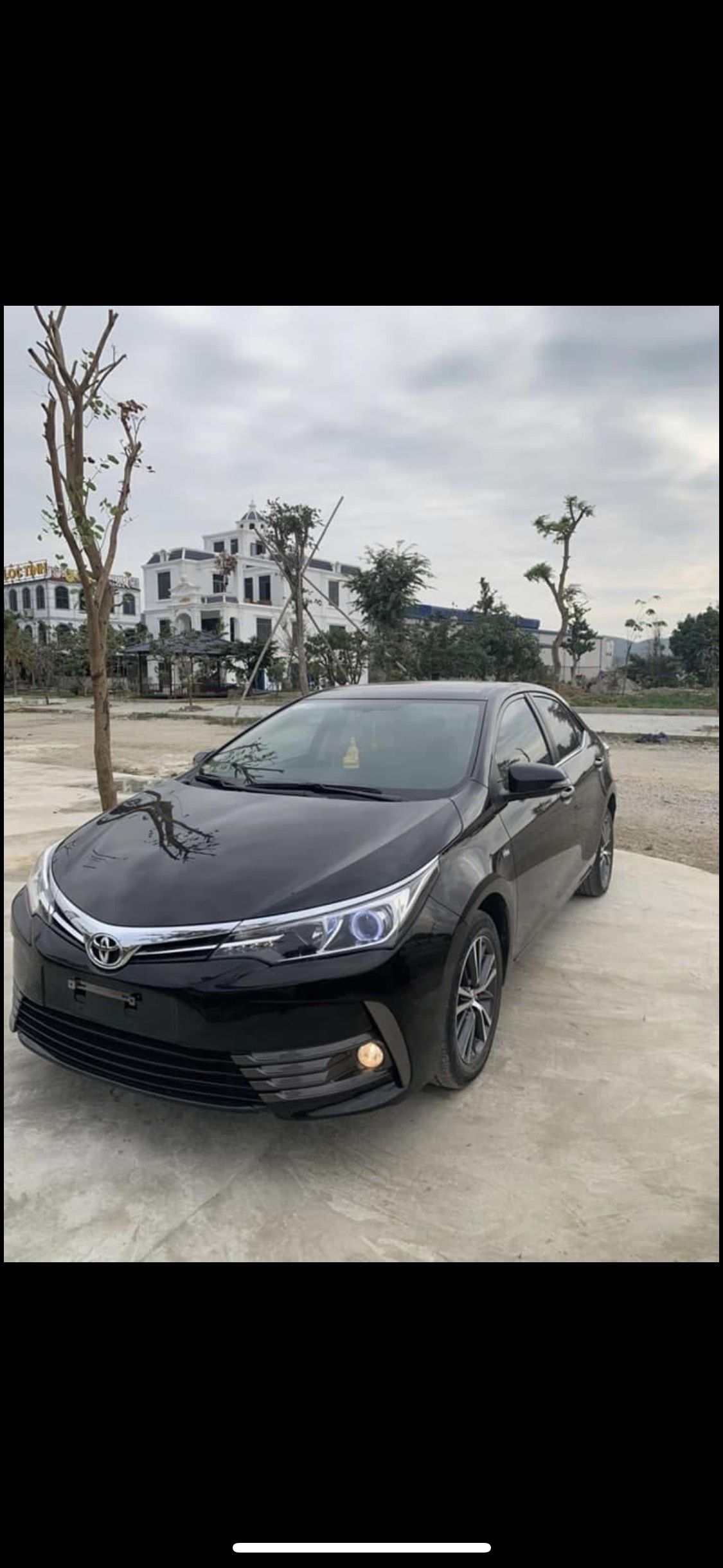 Toyota Corolla 2018 - Bán xe ô tô Toyota Corolla Altis 1.8G sản xuất năm 2018, màu đen, xe cá nhân sử dụng, start stop smartkey, giá cạnh tranh.