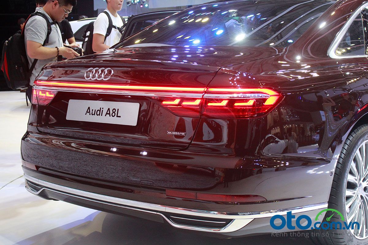 Audi A8 2020 - test xóa đi Audi A8L 2010 4.2 AT với không gian thoải mái