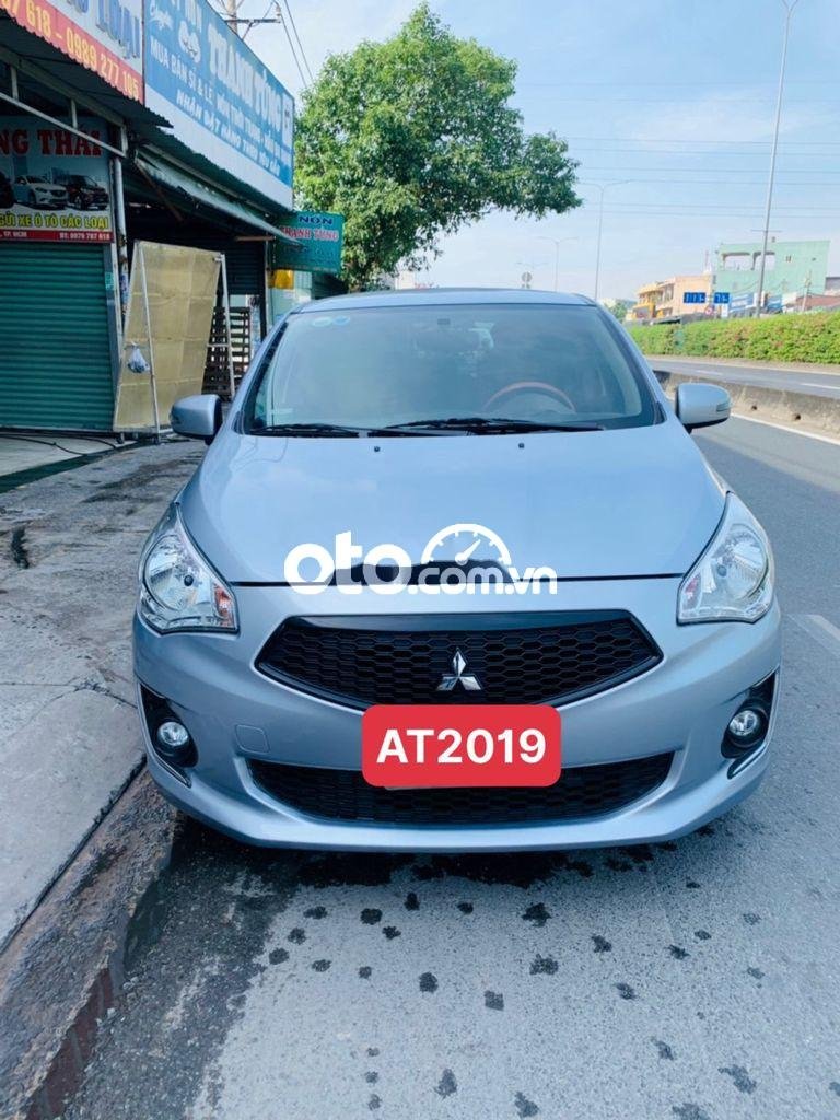 Mitsubishi Attrage  CVT 2019 - Bán xe Mitsubishi Attrage CVT năm 2019, màu bạc, nhập khẩu, giá 332tr