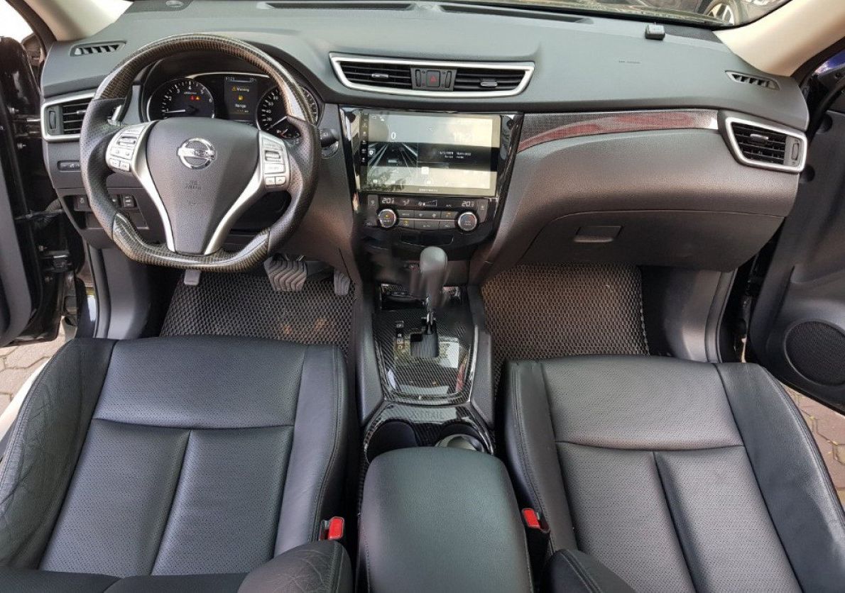 Nissan X trail   2.5   2018 - Bán Nissan X trail 2.5 năm 2018, màu đen, giá 830tr