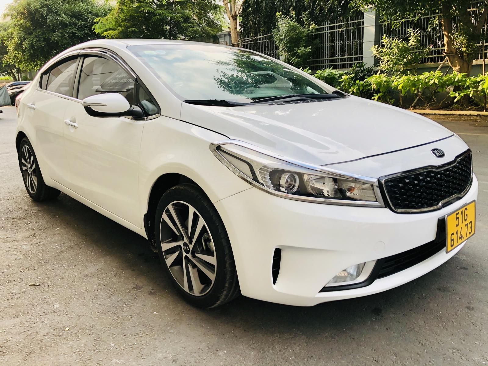 Kia Cerato 2018 - Bán ô tô Kia Cerato đời 2018 giá 409tr, xe gia đình