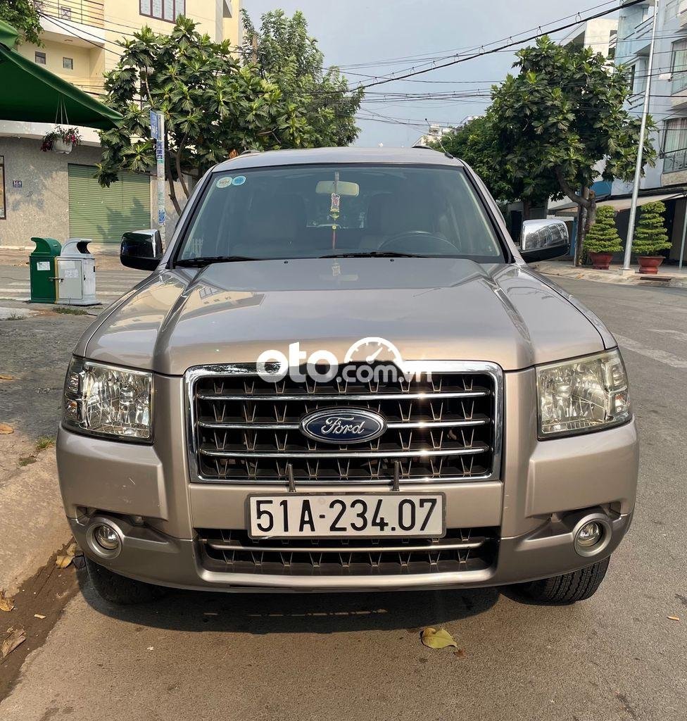 Ford Everest  MT 2008 - Cần bán lại xe Ford Everest MT sản xuất 2008