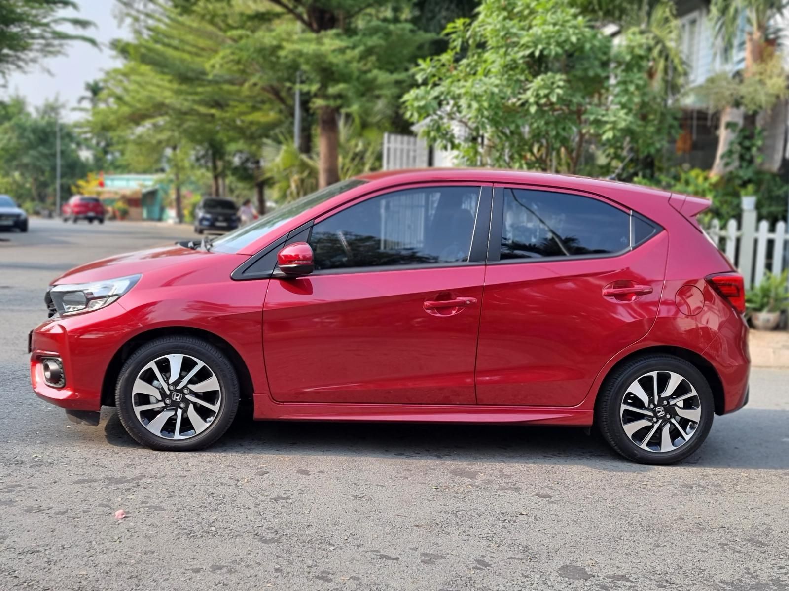 Honda Brio RS 2021 - Cần bán lại xe Honda Brio RS 12.2021, mới odo 50 km