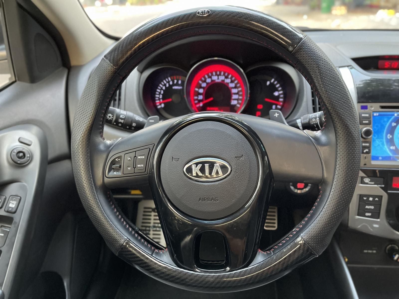 Kia Forte 2013 - Kia Forte SX 1.6AT 2013 số tự động 1 đời chủ giá 368 triệu