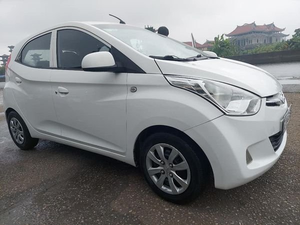 Hyundai Eon 2012 - Cần bán gấp Hyundai Eon năm 2012, màu trắng, nhập khẩu nguyên chiếc, 168 triệu