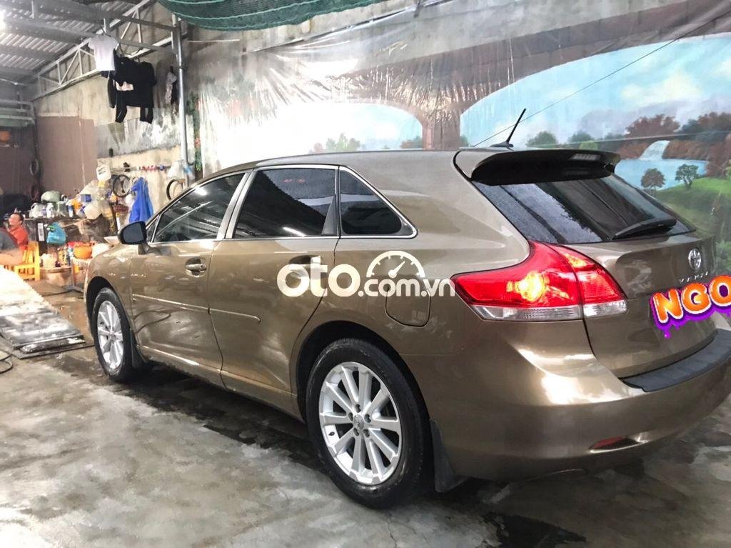 Toyota Venza 2009 - Cần bán gấp Toyota Venza 2.7 AWD AT năm sản xuất 2009, nhập khẩu nguyên chiếc