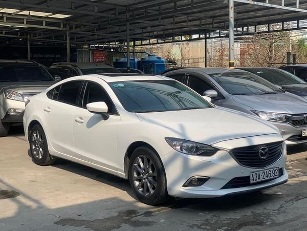 Mazda 6 2016 - Cần bán gấp Mazda 6 sản xuất 2016, màu trắng, cam kết xe không đại tu động cơ hộp số, bao check hãng thaoir mái