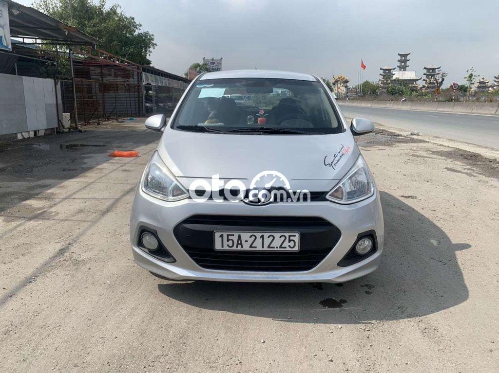 Hyundai Grand i10 1.2MT 2015 - Bán Hyundai Grand i10 1.2MT năm sản xuất 2015, màu bạc, xe nhập