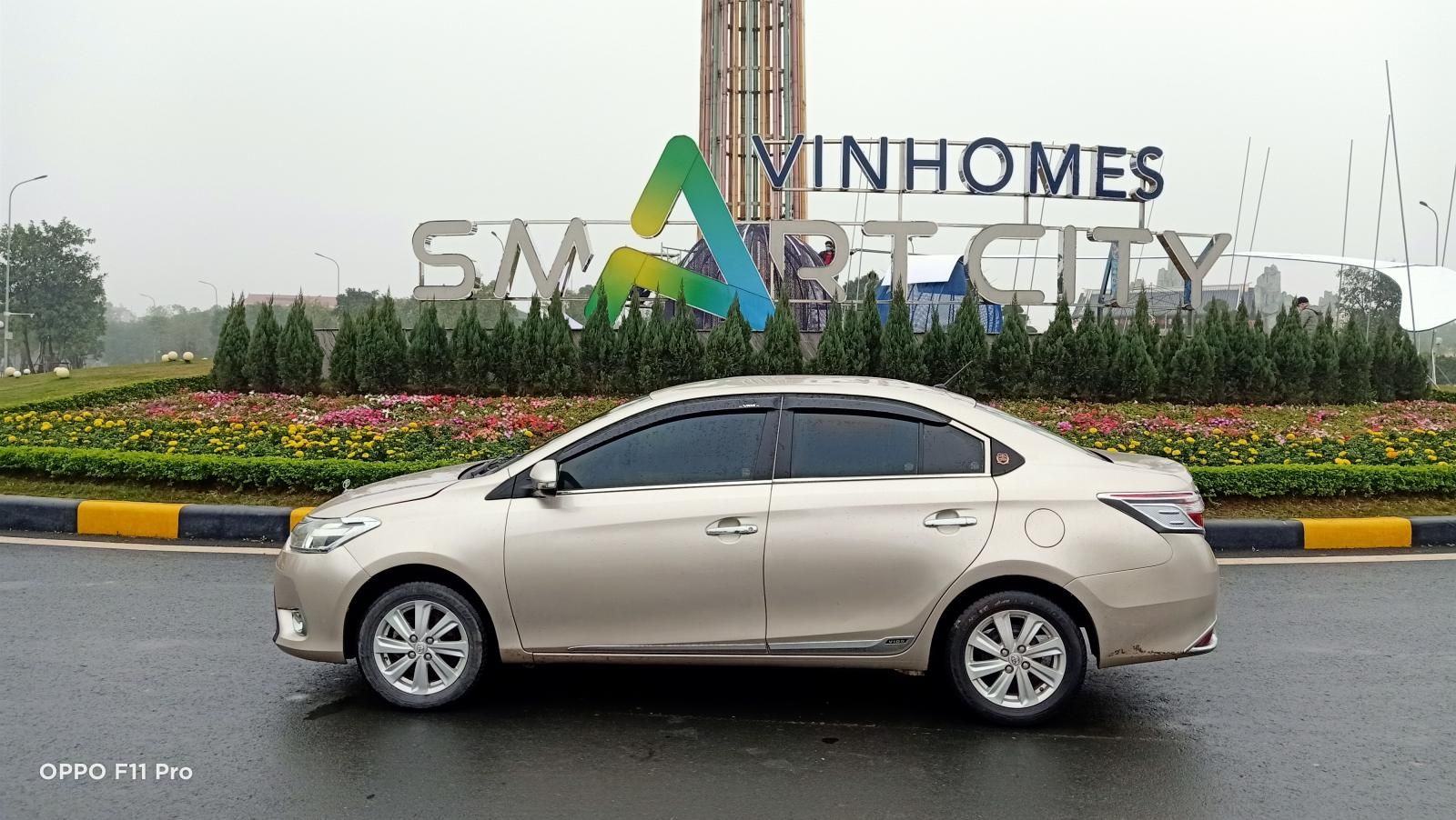 Toyota Vios 2016 - Màu vàng cát, số sàn, xe đẹp chất, mới 90%