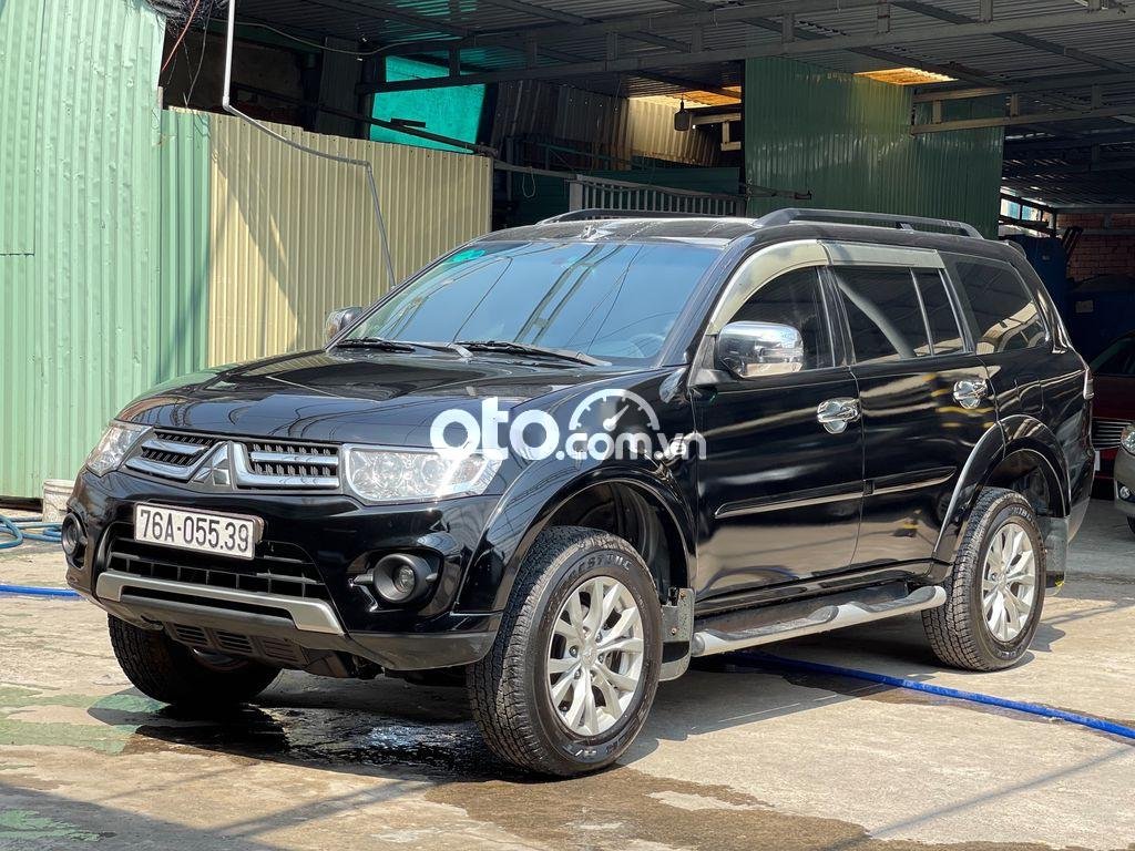 Mitsubishi Pajero   Sport 2016 - Cần bán xe Mitsubishi Pajero Sport năm 2016, màu đen