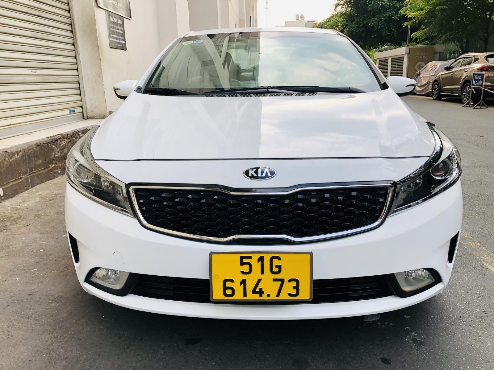 Kia Cerato 2018 - Bán ô tô Kia Cerato đời 2018 giá 409tr, xe gia đình