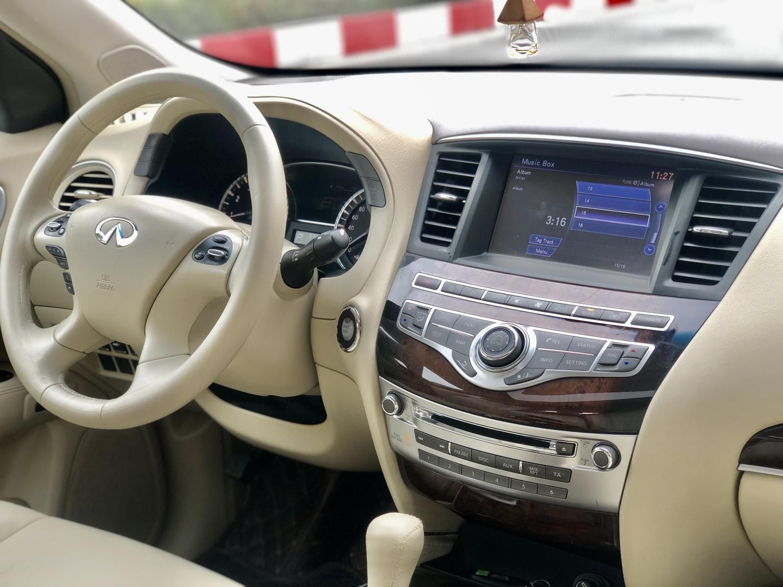 Infiniti QX60 AT 2013 - Bán Infiniti QX60 sản xuất năm 2013, màu độc đẹp