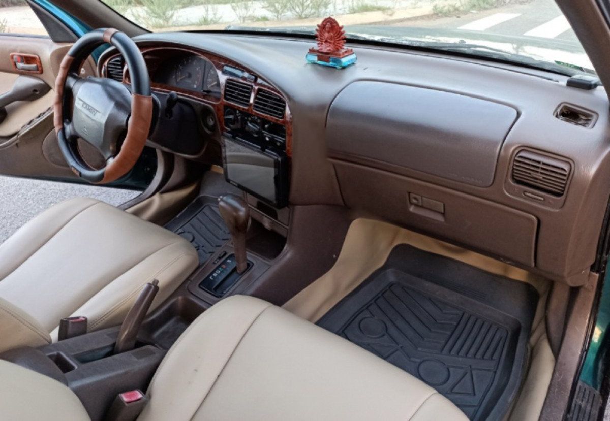 Toyota Camry 1995 - Cần bán xe Toyota Camry 2.0G sản xuất năm 1995, màu xanh lam, nhập khẩu nguyên chiếc