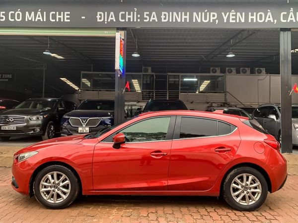 Mazda 3 1.5AT  2015 - Cần bán Mazda 3 1.5AT năm sản xuất 2015, màu đỏ chính chủ