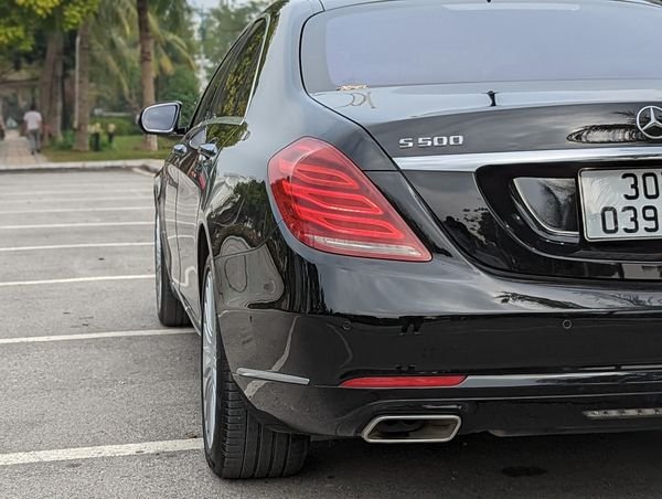 Mercedes-Benz S500 AT 2014 - Cần bán xe Mercedes S500 AT năm sản xuất 2014, màu đen