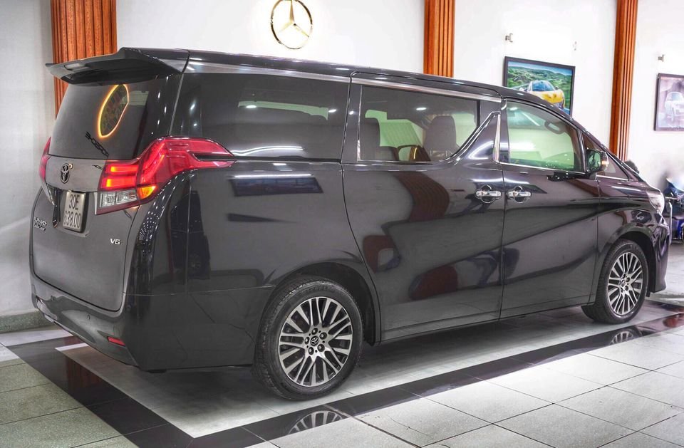 Toyota Alphard  Executive Lounge  2017 - Bán ô tô Toyota Alphard Executive Lounge năm sản xuất 2017, màu đen, nhập khẩu nguyên chiếc