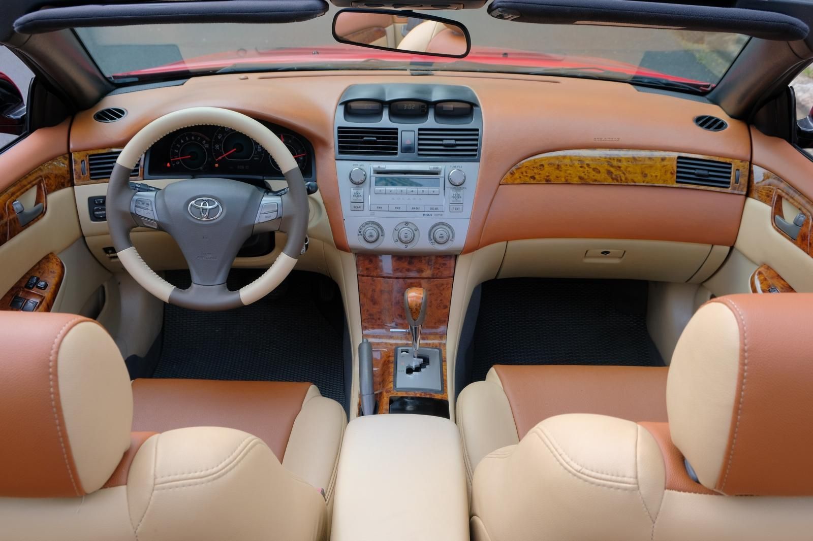 Toyota Solara 2007 - Bán Toyota Solara Convertible sản xuất 2007, chủ xe giữ gìn còn rất mới, máy móc hoạt động hoàn hảo