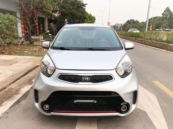 Kia Morning Si 2017 - Bán Kia Morning Si sản xuất năm 2017, màu bạc xe gia đình 