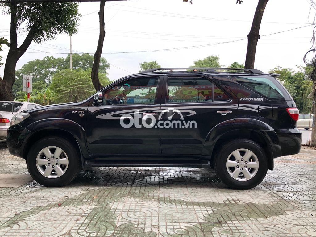 Toyota Fortuner 4X4 AT 2009 - Bán Toyota Fortuner 4X4 AT sản xuất năm 2009, màu đen