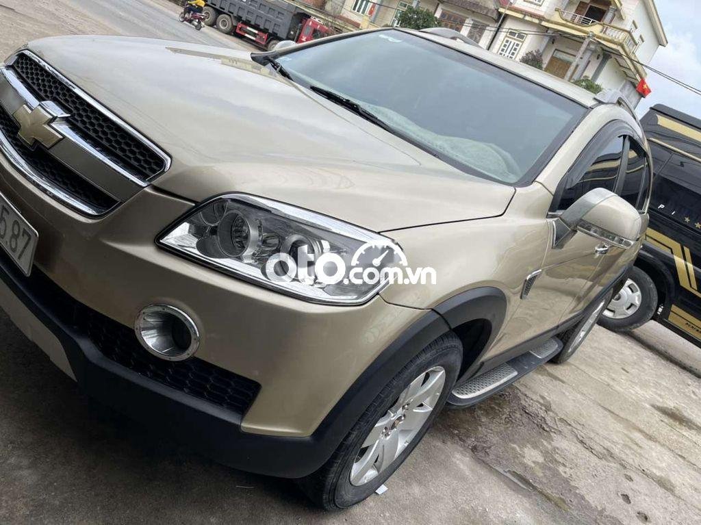 Chevrolet Captiva  LTZ 2008 - Cần bán gấp Chevrolet Captiva LTZ sản xuất 2008 số tự động