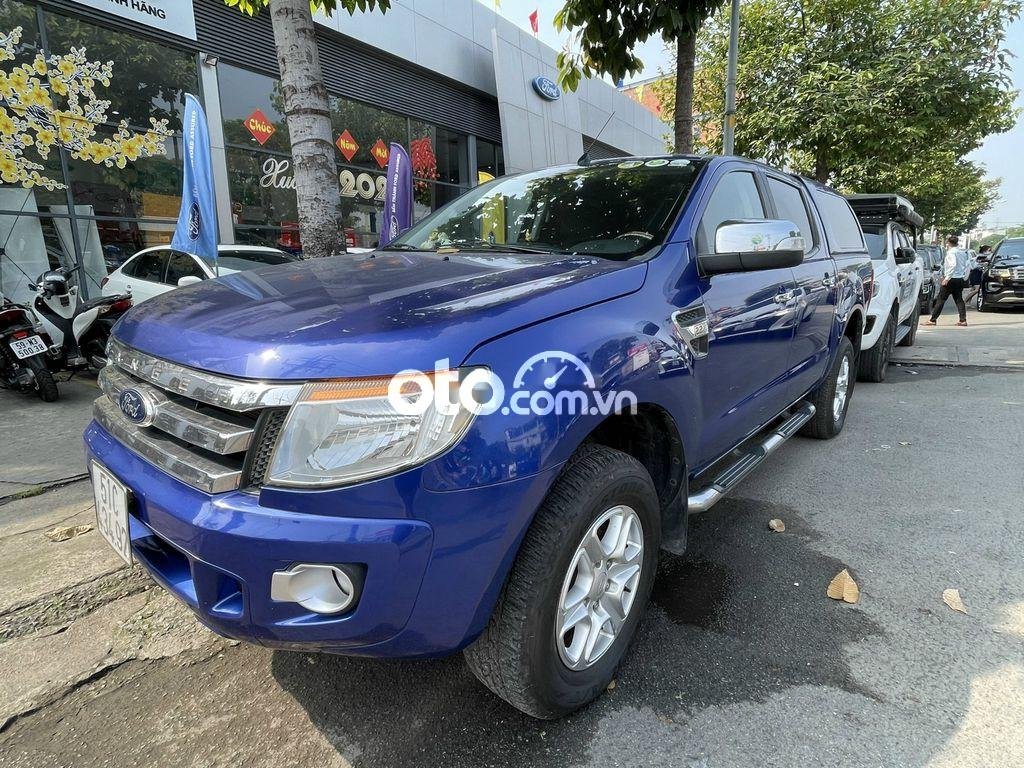 Ford Ranger   XLT 4x4 MT 2013 - Bán Ford Ranger XLT 4x4 MT sản xuất 2013, xe nhập số sàn