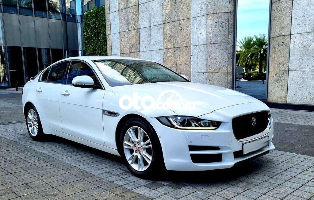 Jaguar XE 2016 - Cần bán xe Jaguar XE S sản xuất 2016, nhập khẩu