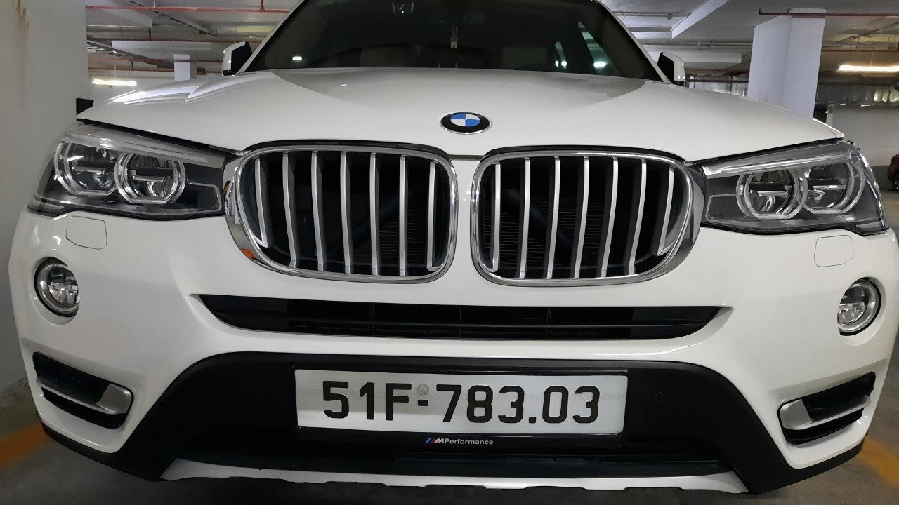 BMW X3 LCI XLine 2017 - Cần bán xe BMW X3 LCI xLine sản xuất năm 2017, màu trắng, xe nhập