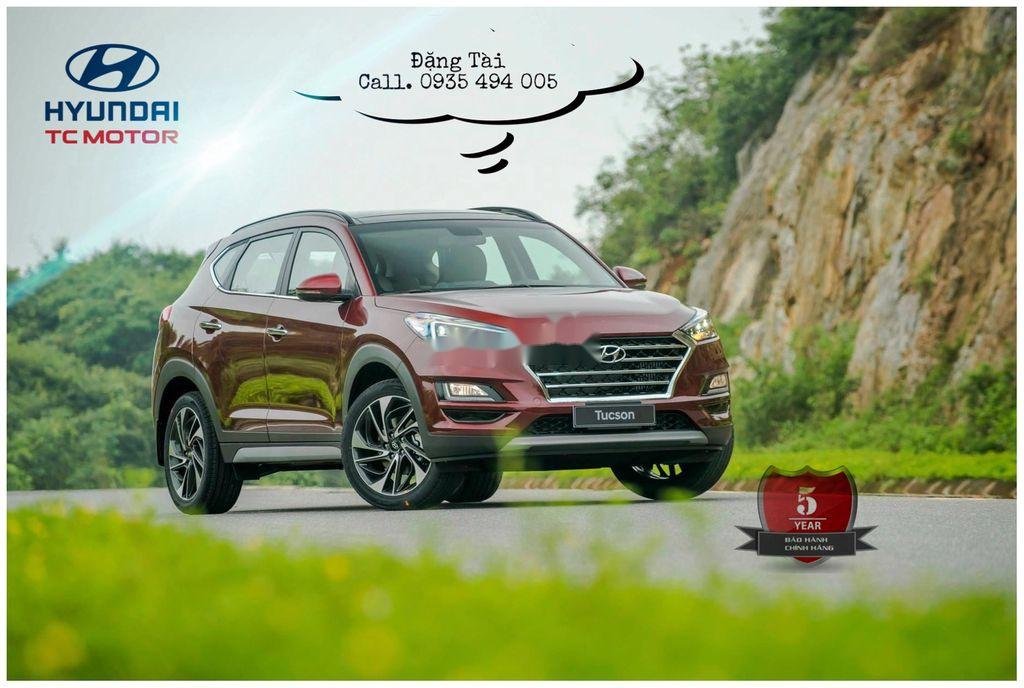 Hyundai Tucson 2021 - Bán Hyundai Tucson năm 2021, màu đỏ, giá tốt