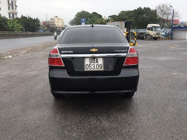 Daewoo Gentra 2008 - Cần bán xe Daewoo Gentra SX năm 2008, màu đen, giá 135tr