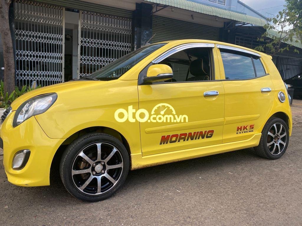 Kia Morning SX 2012 - Bán xe Kia Morning SX sản xuất năm 2012, màu vàng chính chủ