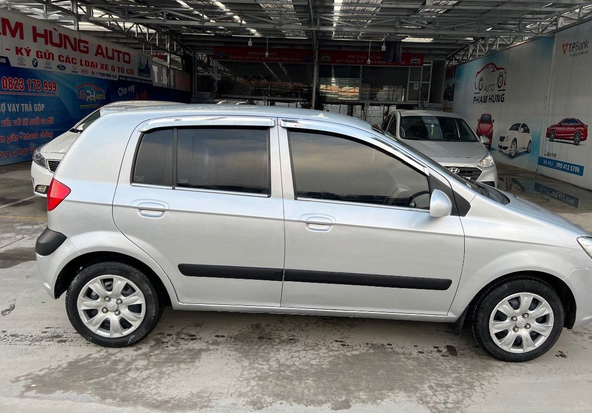 Hyundai Getz  1.1MT 2010 - Bán Hyundai Getz 1.1MT năm sản xuất 2010, màu bạc, nhập khẩu 