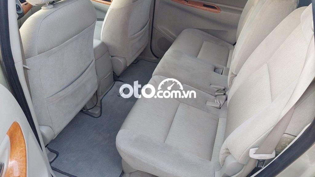 Toyota Innova G 2009 - Bán Toyota Innova G năm 2009 còn mới giá cạnh tranh