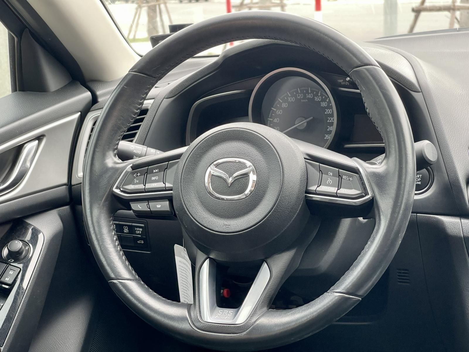 Mazda 3 2018 - Mazda 3 1.5AT 2018 ,xe chạy hơn 7v km, full lịch sử hãng