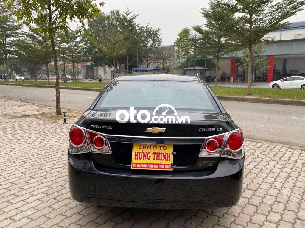 Chevrolet Cruze  LS  2011 - Bán Chevrolet Cruze LS sản xuất năm 2011, màu đen