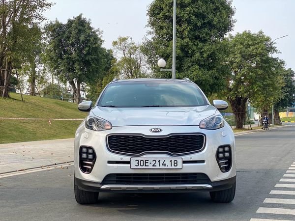 Kia Sportage 2016 - Bán Kia Sportage 2.0 GT line sản xuất năm 2016, màu trắng, nhập khẩu, 685tr