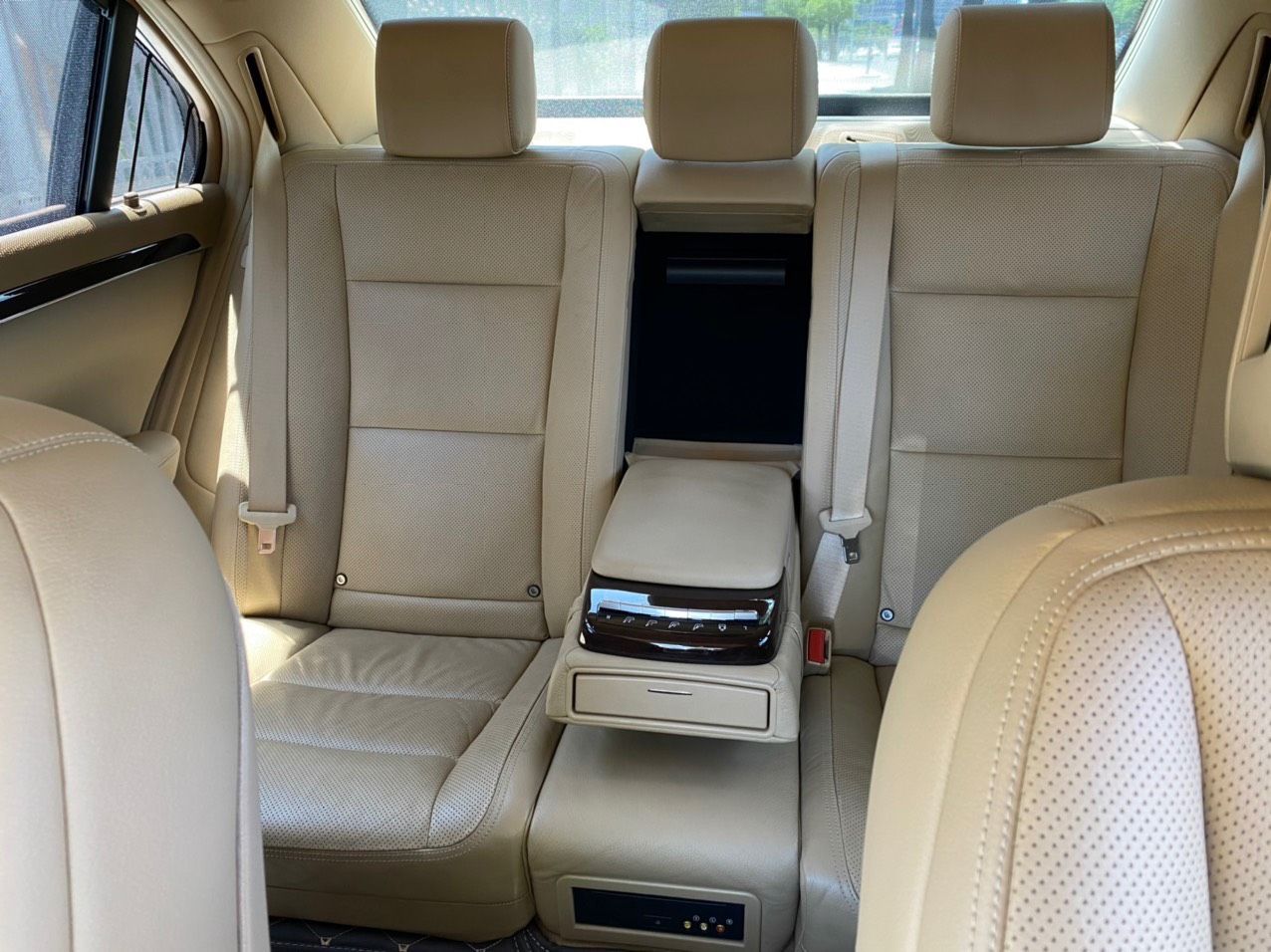 Mercedes-Benz S500 2011 - Trung Sơn Auto bán ô tô Mercedes-Benz S500L siêu lướt, siêu chất