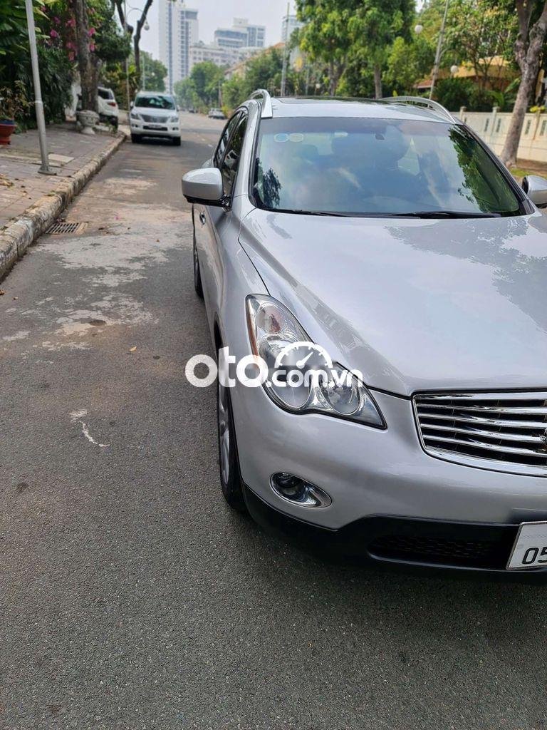 Infiniti EX 2007 - Bán Infiniti EX sản xuất năm 2007, màu bạc, xe nhập chính chủ