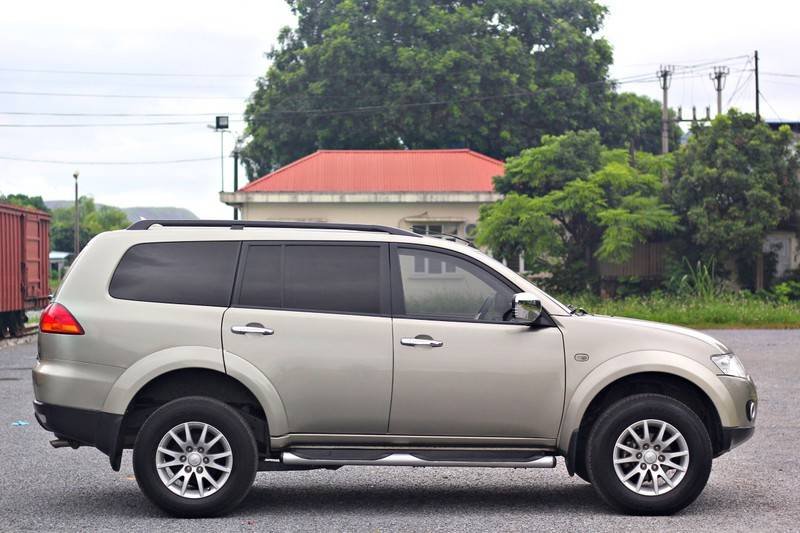 Mitsubishi Pajero 2012 - Bán Mitsubishi Pajero sản xuất năm 2012, nhập khẩu nguyên chiếc, giá chỉ 455 triệu