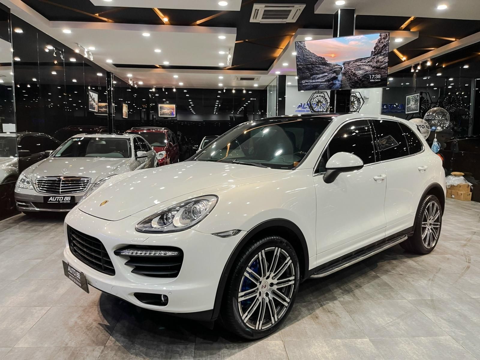 Porsche Cayenne 2012 - Porsche Cayenne S sản xuất 2012 - Cam kết kiểm tra chính hãng