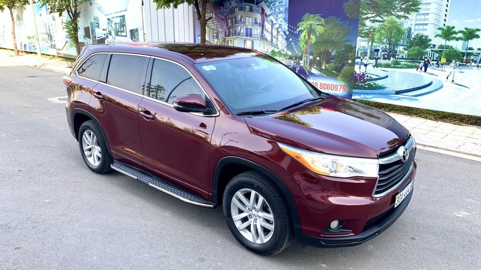 Toyota Highlander 2014 - Bán xe ô tô Toyota Highlander LE màu đỏ mận, năm sản xuất 2014, xe nguyên bản, động cơ hộp số zin 100%