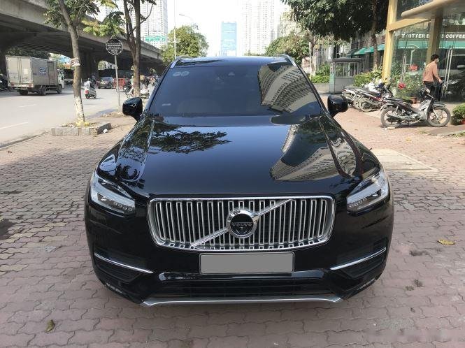 Volvo XC90 Inscription 2019 - Bán ô tô Volvo XC90 Inscription sản xuất năm 2019, màu đen, nhập khẩu nguyên chiếc