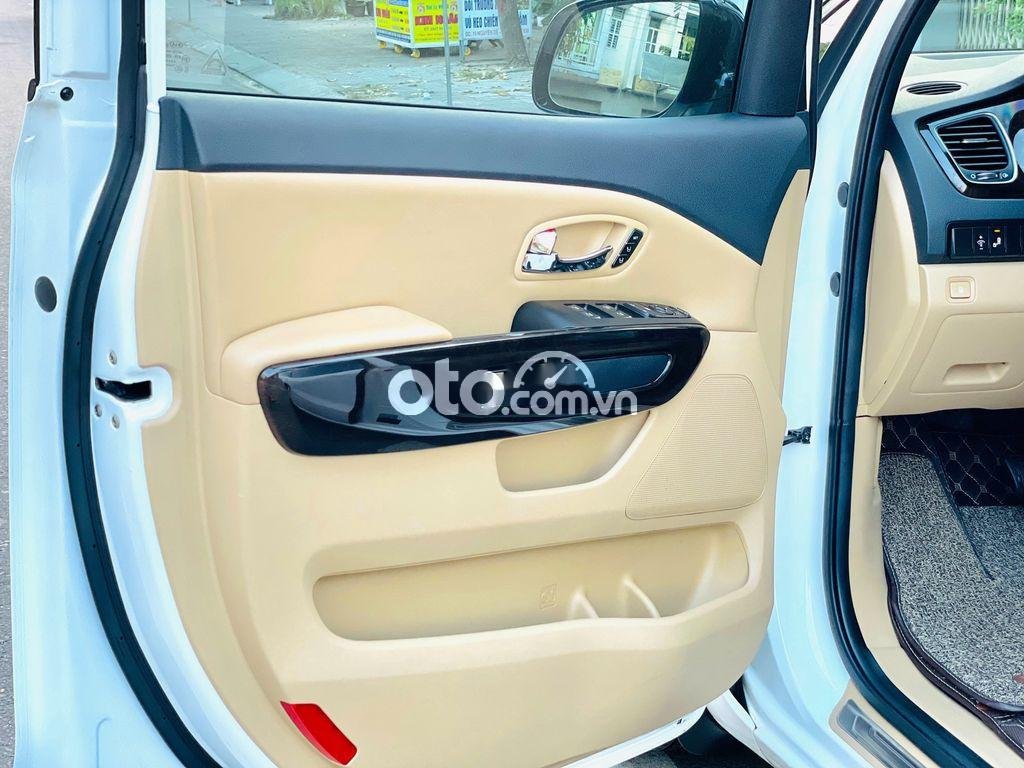 Kia Sedona   Luxury 2019 - Xe Kia Sedona Luxury sản xuất 2019, màu trắng, giá chỉ 969 triệu
