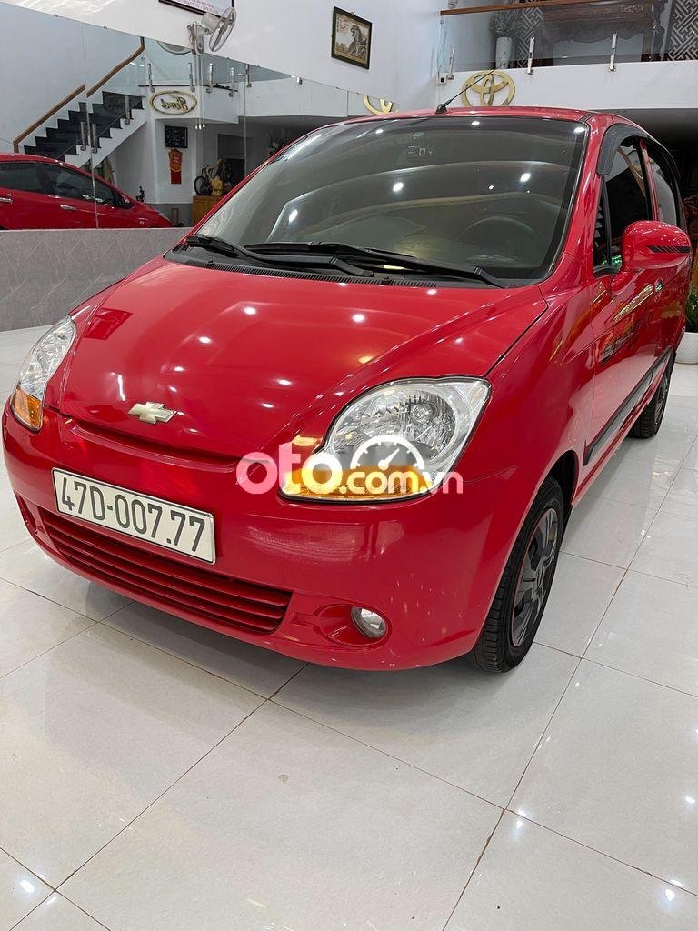 Chevrolet Spark  LT 2015 - Bán ô tô Chevrolet Spark LT sản xuất 2015, màu đỏ như mới, giá tốt