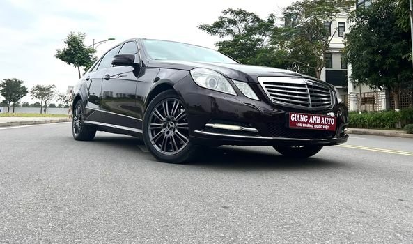 Mercedes-Benz E300 E300 AMG 2012 - Cần bán xe Mercedes E300 AMG năm 2012, màu đen, nhập khẩu nguyên chiếc  