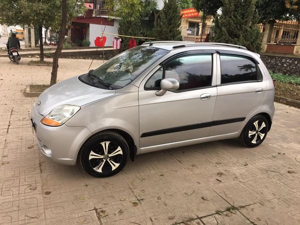 Chevrolet Spark LT 2011 - Bán xe Chevrolet Spark LT sản xuất 2011, màu bạc số sàn